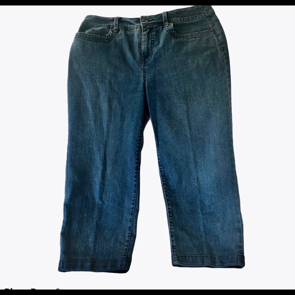 Sonoma women’s denim blue jean capris size 6